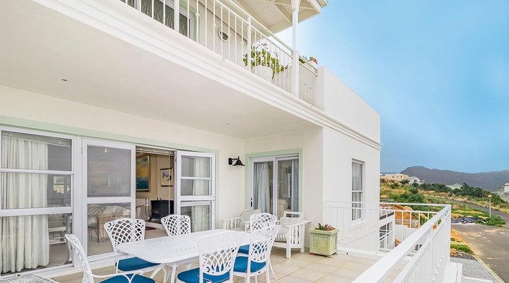 Lighthouse Apartments