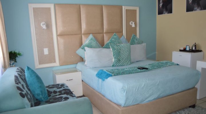 Mazidlekhaya Guest House