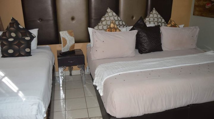 Mazidlekhaya Guest House