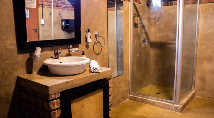 Tshukudu Safaris - Marula Camp