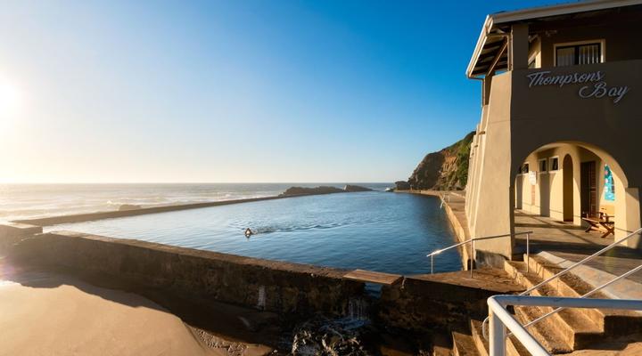 Serene Beach Break Away 