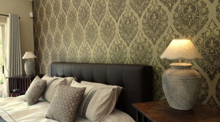 African Palm Cottage and Guesthouse