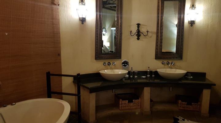 Tholo Lodge, Mabalingwe Nature Reserve