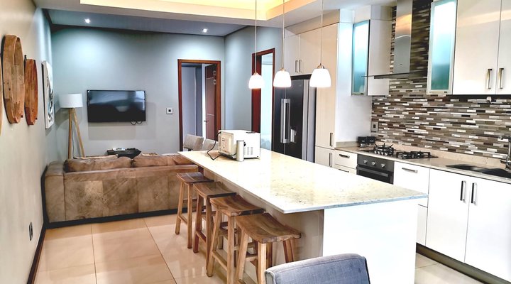 Eden Palms Family Apartment
