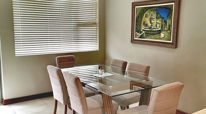 Eden Palms Family Apartment