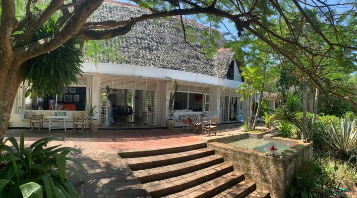 Ras Kikadini Beach House