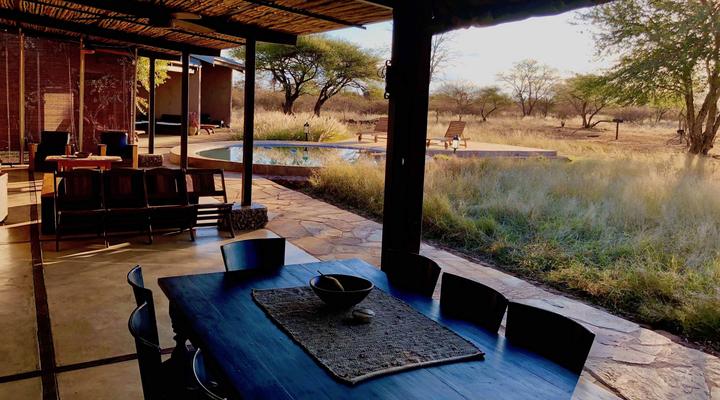 Buffalo Thorn Safari Lodge