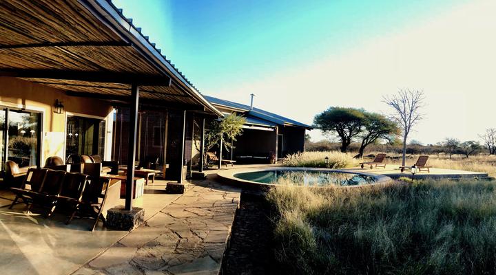 Buffalo Thorn Safari Lodge