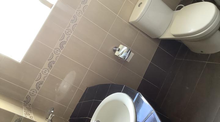 Grabo County Dream Hotel