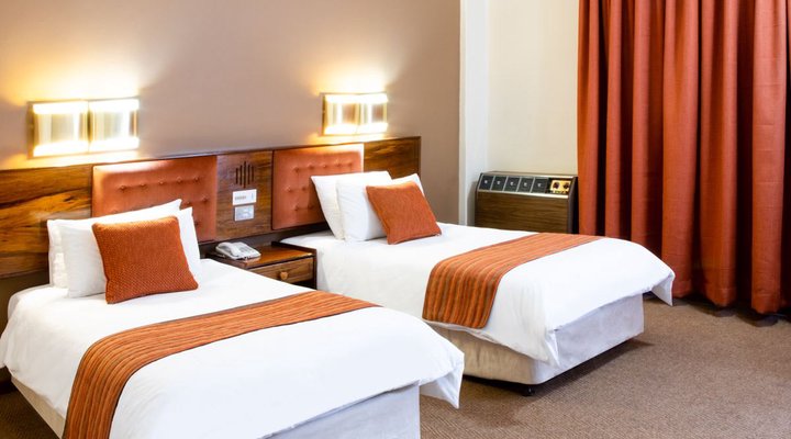 Elgro Hotel