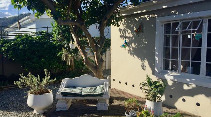 Jembjo’s Knysna Lodge & Backpackers