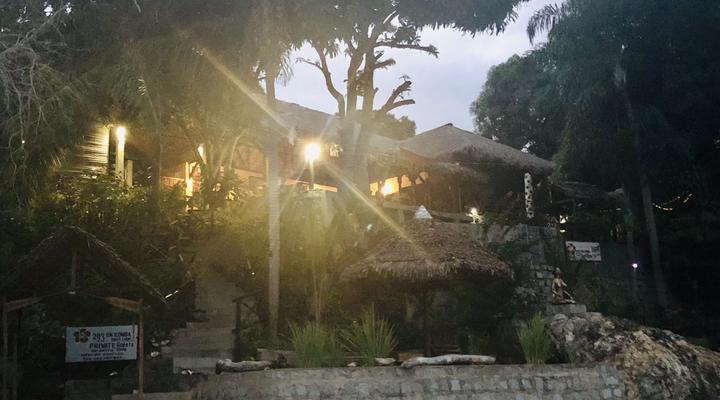 293 on Komba Guest House