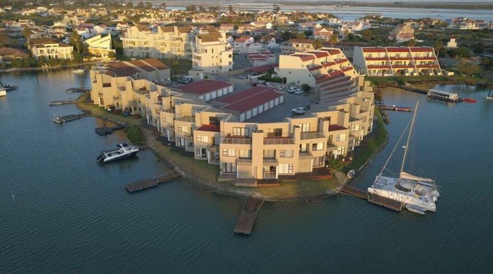 Unit 22 Marina Point Port Owen