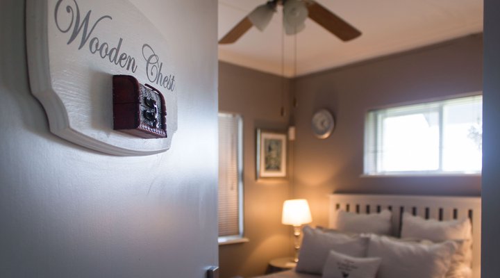 The Vintage Crane Guest House