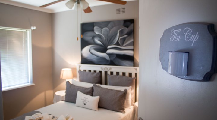 The Vintage Crane Guest House