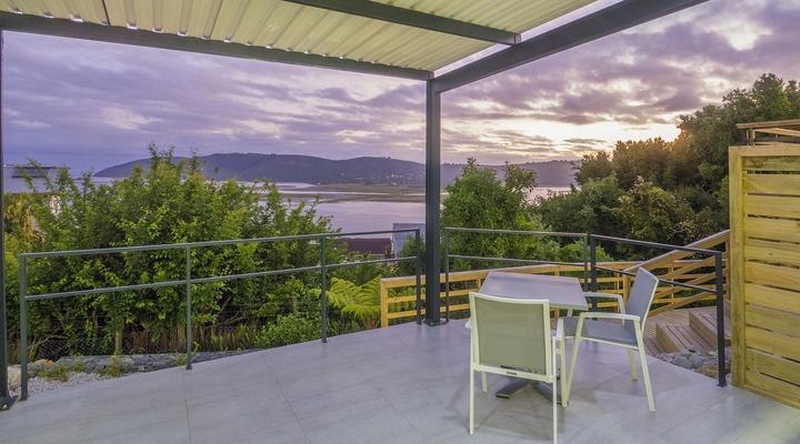 Knysna Holiday Home - AMAZING LAGOON VIEWS