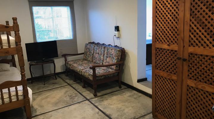 Aloha 4 Close to Beach, Self Check-In, Parking