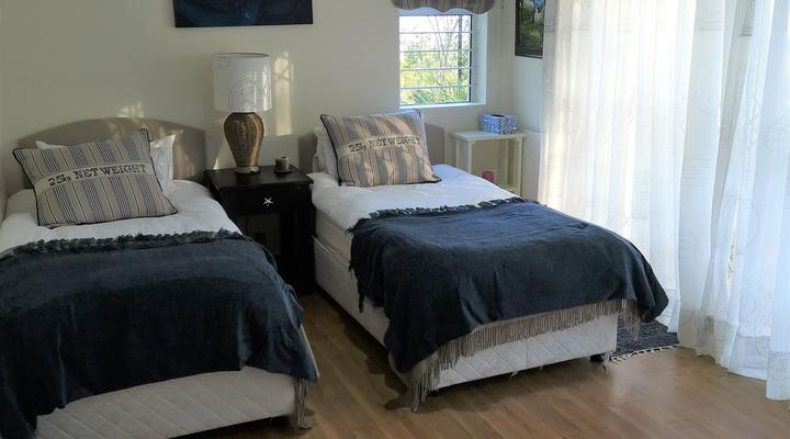 Candy Lee Accommodation Somerset West