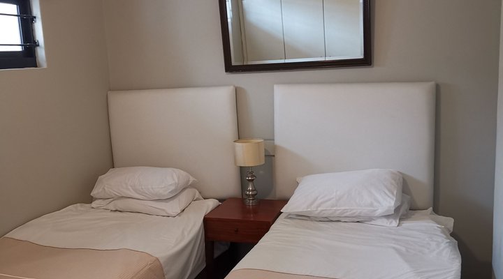 Candy Lee Accommodation Stellenbosch - Ikati