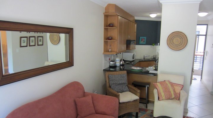 Candy Lee Accommodation Stellenbosch - Ikati