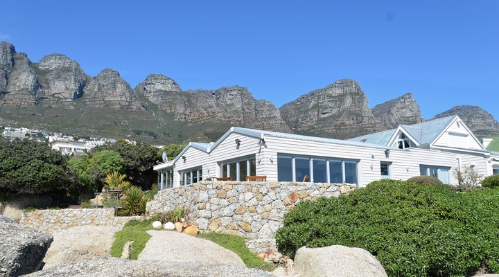 Beach House On The Rocks