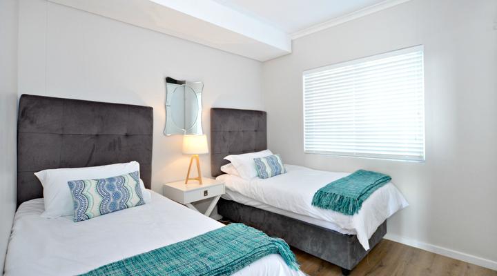 Horizon Bay 705 Blouberg Beachfront Apartment