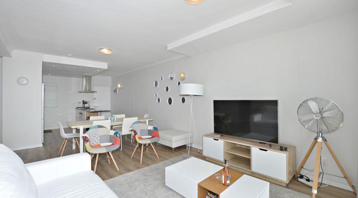 Horizon Bay 705 Blouberg Beachfront Apartment