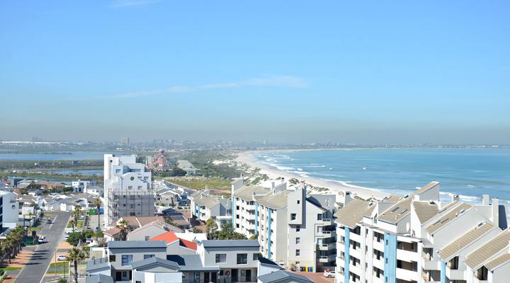 Horizon Bay 705 Blouberg Beachfront Apartment