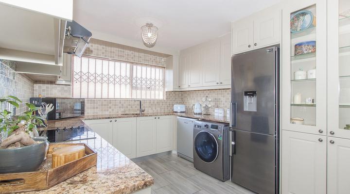 Blouberg Beachfront Ocean View Accommodation