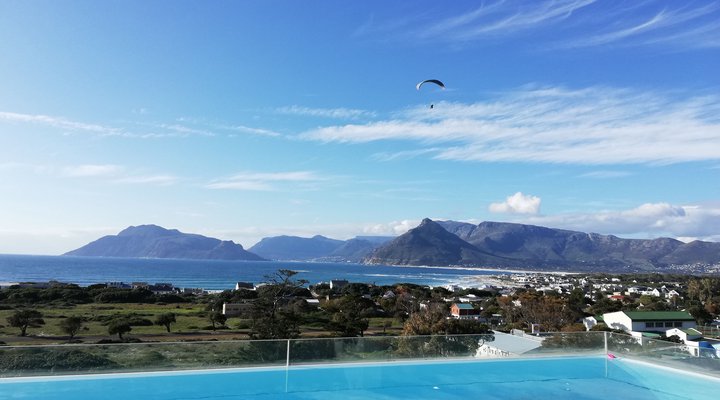 Mountain and Sea Apartment 3