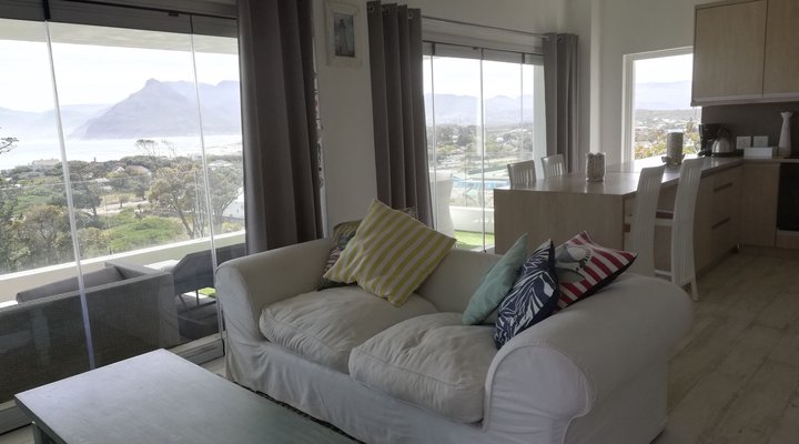 Mountain and Sea Apartment 2