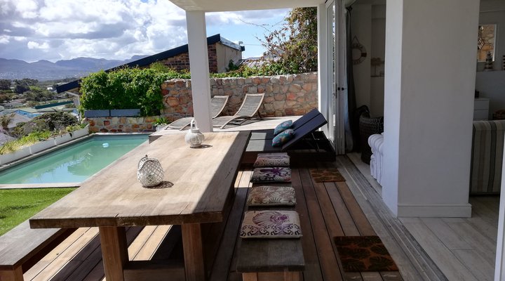 Mountain and Sea Apartment 1