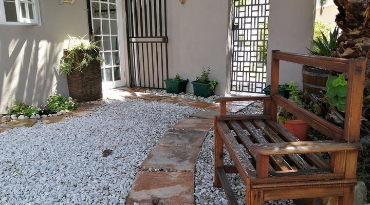 Xanske's Place with Wood fired Hot Tub