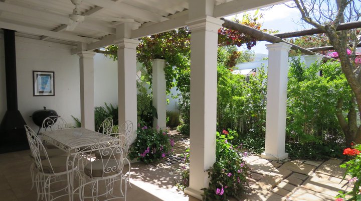 Jacaranda Cottage