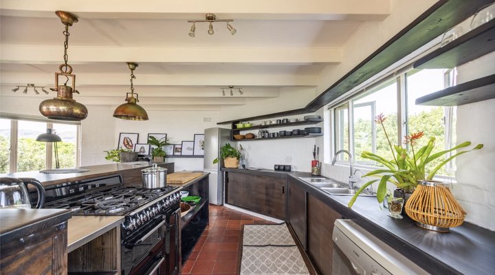 Seafoam in Kommetjie