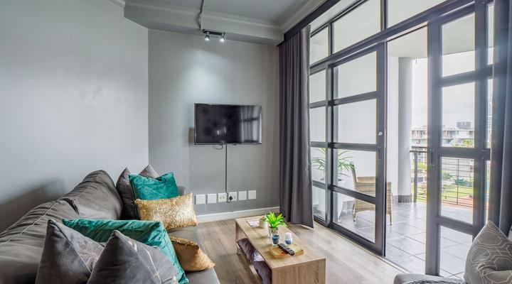 2 Sleeper with King Bed @ Unit 44 Point Watefront