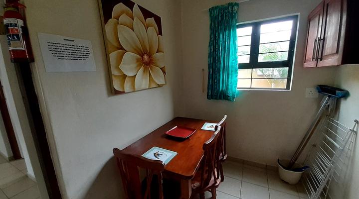 Joe and Maria Hideout - Garrick House