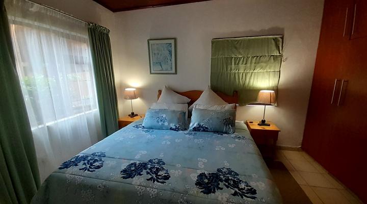 Joe and Maria Hideout - Garrick House