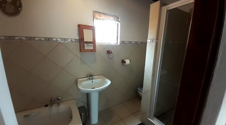 Joe and Maria Hideout - Garrick House