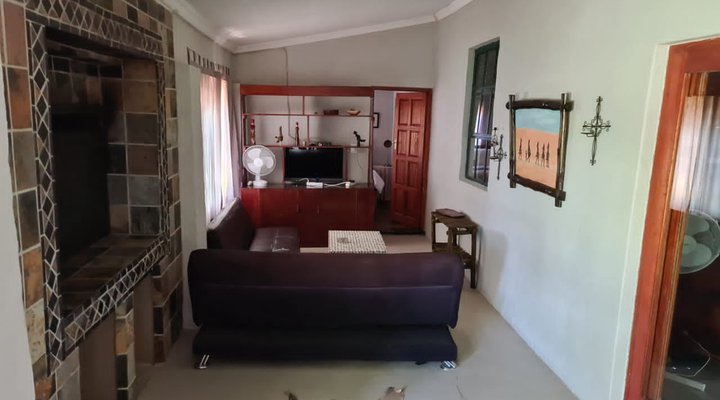 LeNgwenya Private Game Lodge