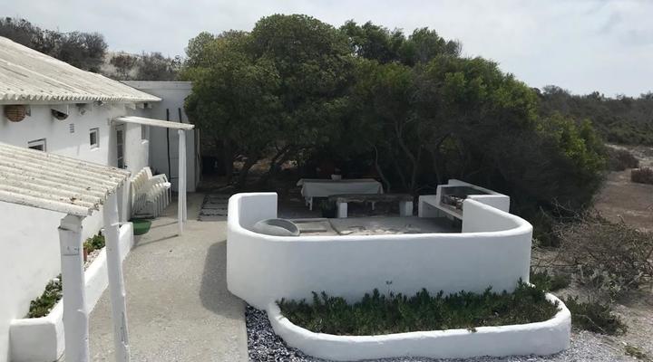 Rooisee Beach Cottage