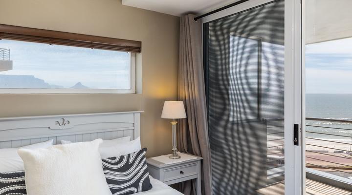 Horizon Bay 301 by CTHA