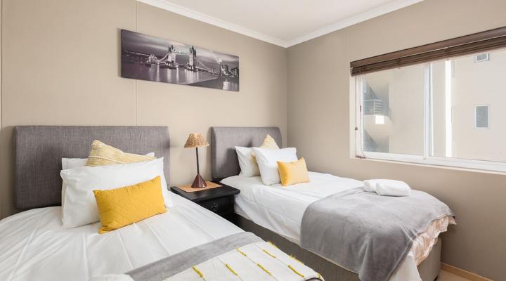 Horizon Bay 301 by CTHA