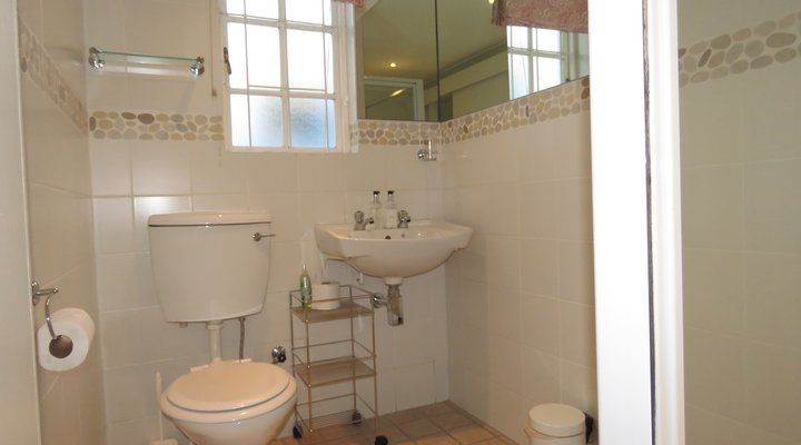 The Oval Bed and Breakfast