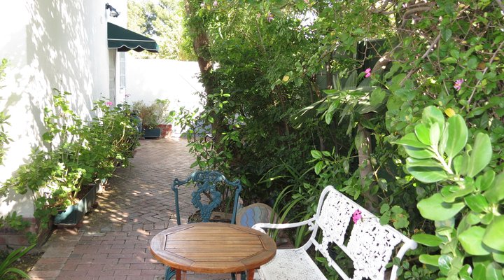 The Oval Bed and Breakfast