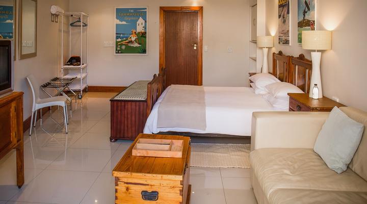 Kite Mansion – Poolhouse