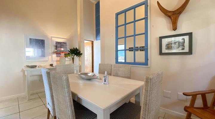 Searle's Manor - Apt 13