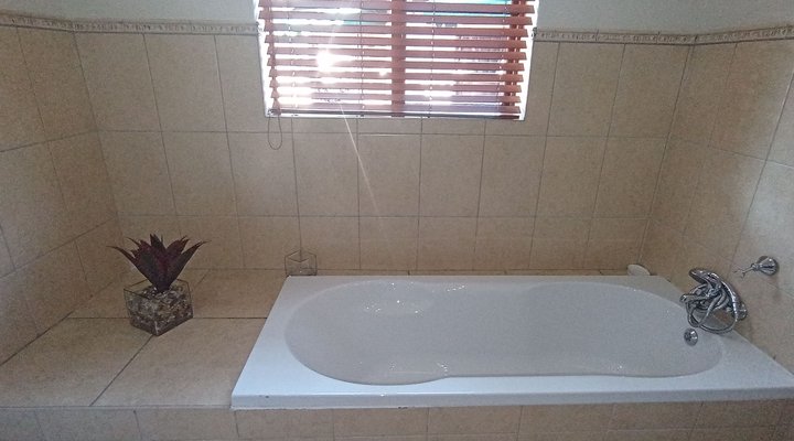 Dvine Guesthouse Witbank
