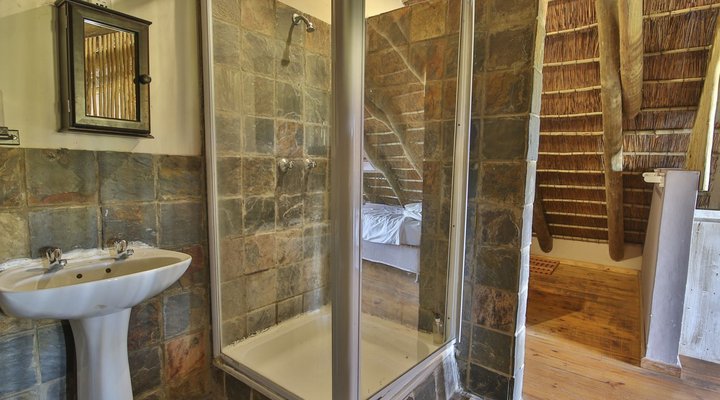 Oyster Bay Beach Lodge