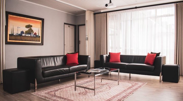 Balmoral Luxury Lodge